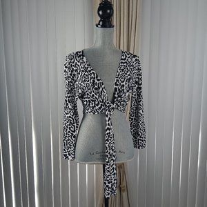 Lennie For Nina Leonard Womens Shrug.